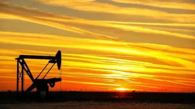 联储局降息讯号浮现 油价升至2周新高